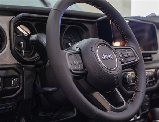 Jeep recalls 2 popular models over engine failure, fire risk