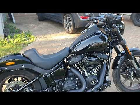 Harley Davidson Low Rider S bassani road rage exhaust sound at idle.