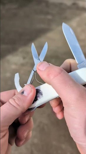 What Makes Victorinox the BEST Pocket Knife?