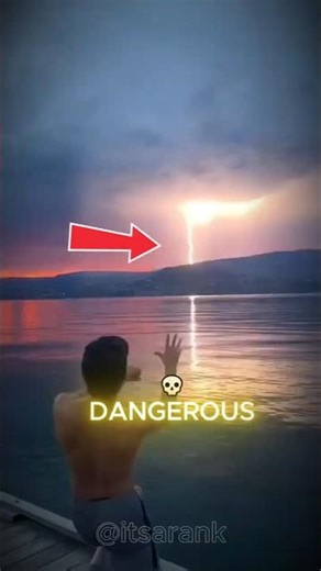 TOP 5 SCARIEST AND DANGEROUS LIGHTNING STRIKES⚡💀