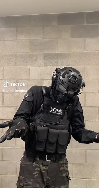 Cosplay Fun: Embracing SCP Characters with Style