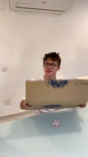 How to get a FREE Mac Book 😱 @itsahboi #foryou #foryoupage #jethouse #fyp