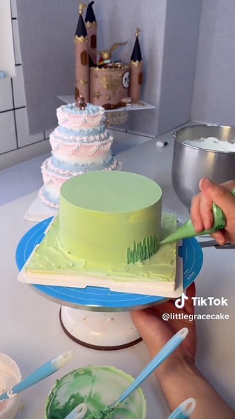 Creative Cake Decoration Tutorial for Kids