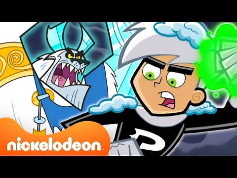 Danny Phantom Fights A SNOW Ghost! 👻❄️ | Full Scene | ‪@Nicktoons‬