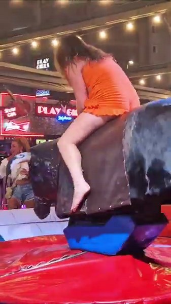 Girl Riding on a Bull in Benidorm 2025 😍 Mechanical Bull Riding 4K Spain