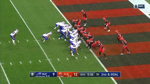 Josh Allen's QB-sneak TD gives Bills fourth-quarter lead