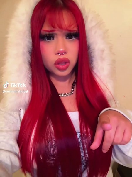 HELLOOOW | who are you talking to