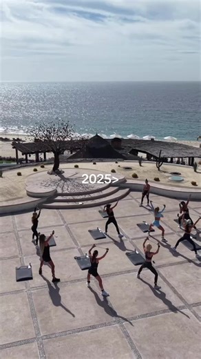 2025 you were unreal, 2026 here we come! #pvolve #newyear #functionalfitness