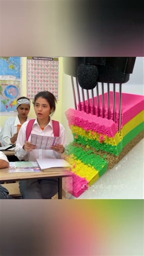 Pagal student Ka Attack 😂 #schoollife #drawing #viral #funny #dhariwalanjali #art