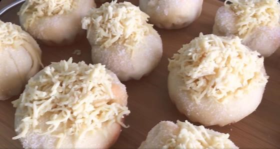 Ensaymada Recipe (No Oven, No Mixer, Easy Bread Recipe)