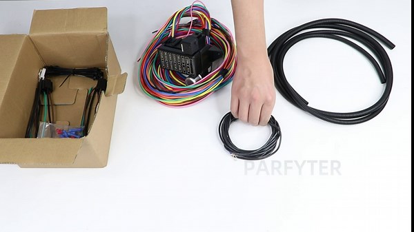 14 Circuit Wiring Harness Universal for Street Muscle Car Hot Rod Rat XL Copper Wire Harness 12V Fuse Wiring Harness Kit Compatible with Chevy Ford Chrysler Mopar Muscle Car