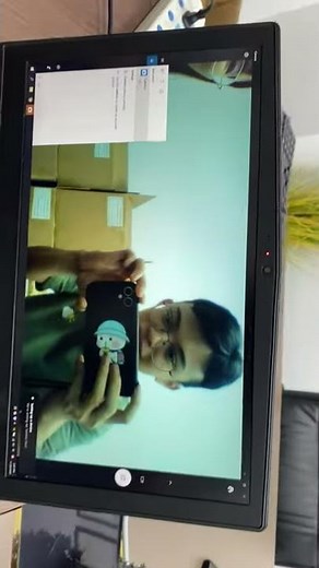 Test USB camera on laptop