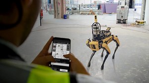 Boston Dynamic's robot dog learns new tricks to become a better coworker