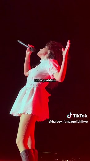 Halsey_fanpageiichliwp on TikTok