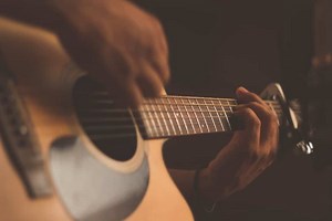 10 Best Online Guitar Lessons