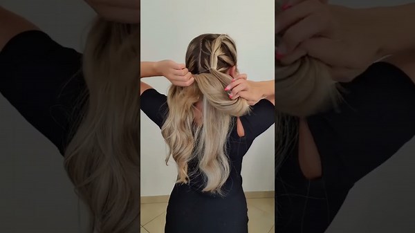 Bubble Braids Hairstyle: Fun and Easy Look for Summer & Festivals