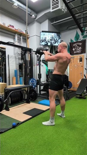 Kettlebell swing power training #kettlebell 🏋️