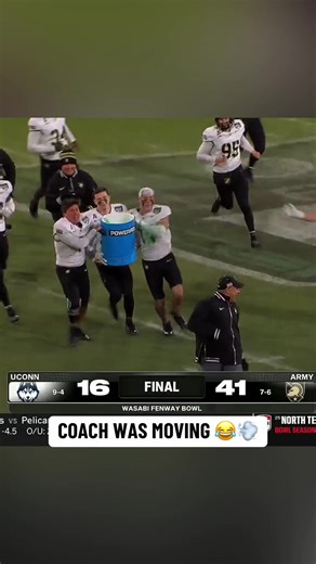 Army HC Jeff Monken running away for the Powerade bath 😅 #cfb #collegefootball #football #army