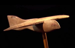 ‘Alien glider’ found in ancient Egypt tomb ‘is proof UFOs visited’