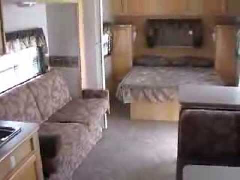 2006 Trail Cruiser 30QBBS by Trail Lite / R-Vision Ultra Lite Travel Trailer with Slide, $10,900