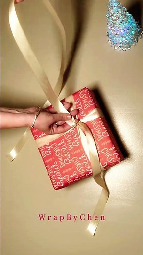 How to Wrap a Gift! Easy Gift Wrapping Ideas 🎁✨ #fyp #giftwrapping #how #giftideas #diy #christmas
