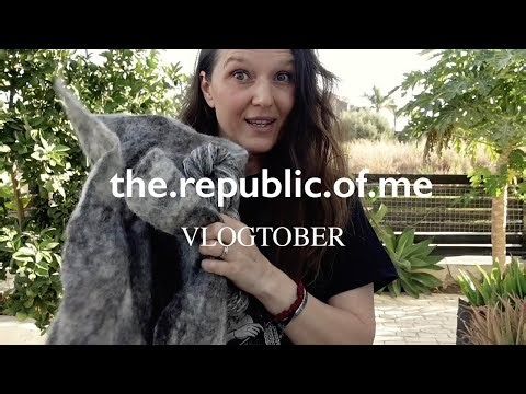 Experimenting with a wet felting machine (Gentle Roller)