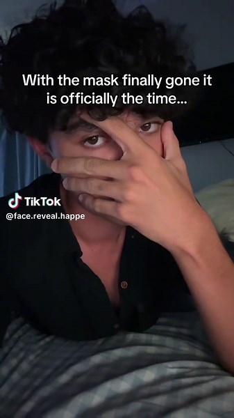 Exciting Face Reveal: Watch the Big Moment Unfold!