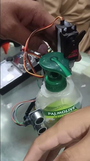 Arduino base project| hand sanitizer with arduino ||auto senitzer