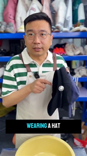 CleanWithWan on Instagram: "How to Clean a Sweaty, Smelly Hat – Simple & Effective! 🧢🧼 Comment “book” for the full guide! Wearing a hat for too long? Sweat, oil stains, and bad smells are common—but here’s an easy fix: 🧪 Step-by-Step Hat Cleaning Hack: 1️⃣ Shave some transparent soap into flakes and put into a basin 2️⃣ Add 75% alcohol 3️⃣ Squeeze in a bit of shampoo 4️⃣ Pour in hot water and stir until everything dissolves 5️⃣ Soak the hat for at least 30 minutes 6️⃣ After soaking, you’ll se