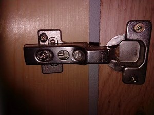 How to: Install blum hinges on door cabinets.