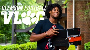 First day at Clemson Vlog! | Season 6, Ep. 10⤵️ P.A.W. for the Course ⛳️ Freshman move-in 📦 Mic'd up! 🎙 Squatting 705 lbs BTS 🤯 | Clemson Football