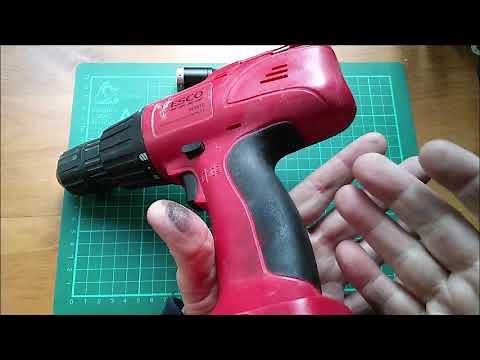 Removing Sticky Rubber from Gadgets