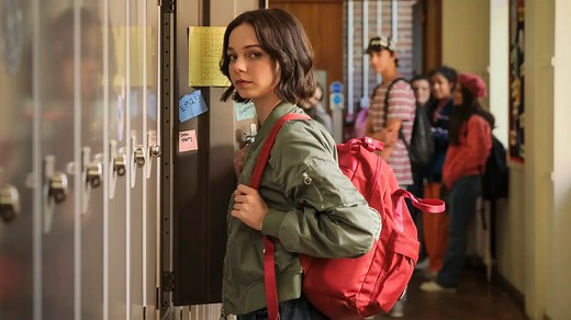 The complete 'A Good Girl's Guide To Murder' series in order