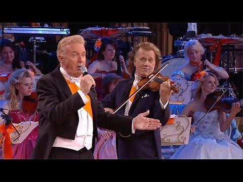 Het Dorp – André Rieu featuring André van Duin