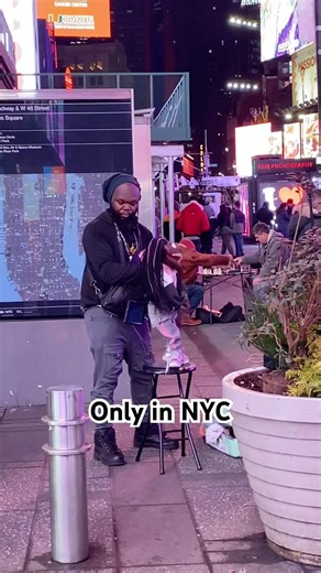 Street Puppet Show in NYC 🗽 #shorts