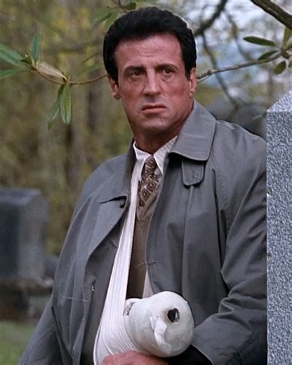 The Genius of 90s Action in “Assassins” | Stallone vs. Banderas