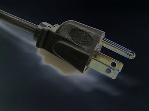 What Is the Difference Between Two Pin & Three Pin Electrical Plugs? | Techwalla