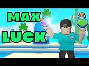 Hatching eggs with max luck in Roblox Tapping Simulator