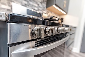 Viking Oven Problems: 7 Common Issues (with solutions) - ApplianceChat.com