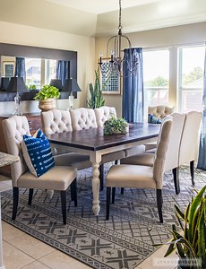 DIY Farmhouse Dining Table