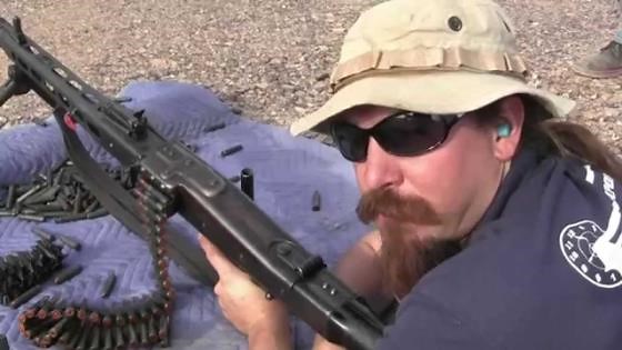Shooting Two of the Most Famous WWII Machine Guns