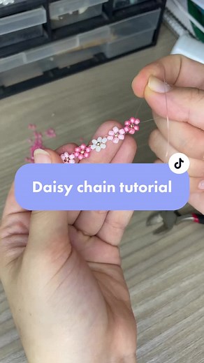 Beaded Daisy Chain Tutorial for Bracelets and Necklaces