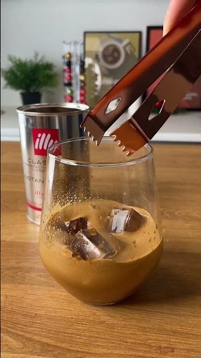 illy Christmas Coffee Recipe ❤️