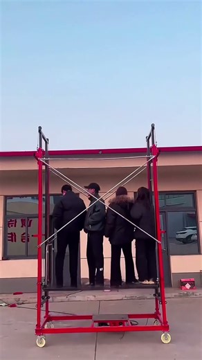 Heavy-Duty Electric Scaffolding Lift | Foldable Design, 1000Kg Load