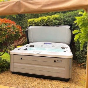 25K views · 3 comments | Imagine waking up to a garden like this ❤️ | Jacuzzi UK | Facebook