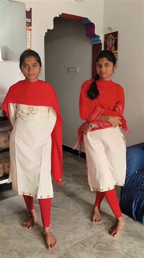 Kavi 🌛 on Instagram: "Kovil ku polama 😊❤️"