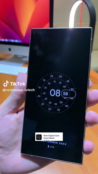 Stunning Neon Clock Widget for Your Screen
