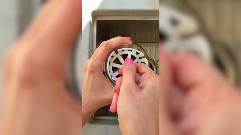 How to Make Stuffed Grape Leaves