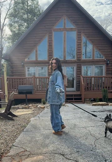 Charming Cabin Tour in Gatlinburg: Your Perfect Getaway