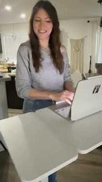 newest obsession is my rolling standing desk 🥰 helping me multitask from more than just bed ✨